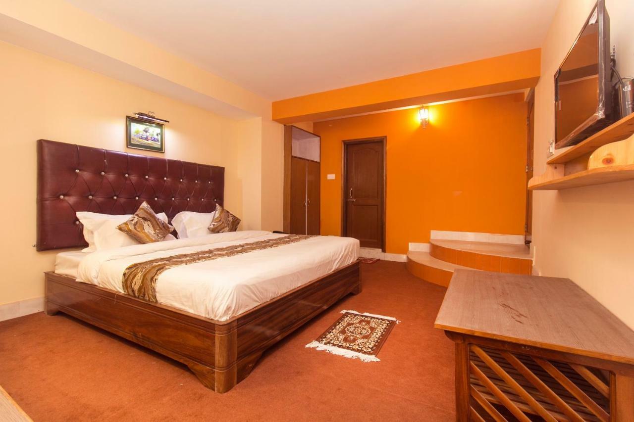 Hotel Oyo 12370 Royal Sarava Darjeeling  Esterno foto