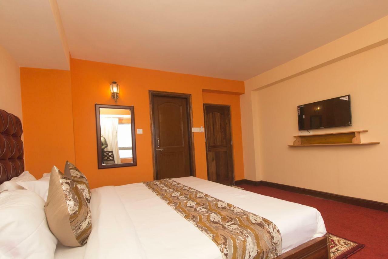 Hotel Oyo 12370 Royal Sarava Darjeeling  Esterno foto