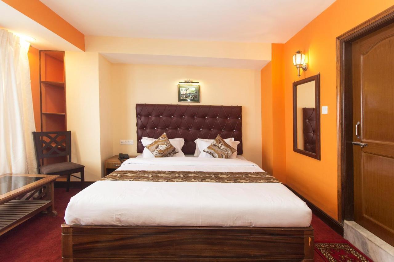 Hotel Oyo 12370 Royal Sarava Darjeeling  Esterno foto