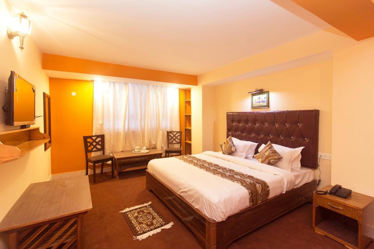 Hotel Oyo 12370 Royal Sarava Darjeeling  Esterno foto
